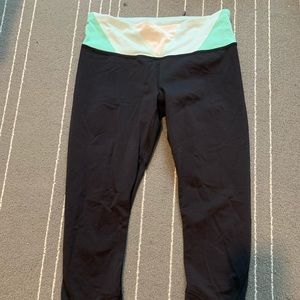 Lululemon cropped leggings